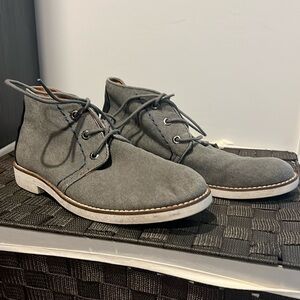 Guess high top shoes